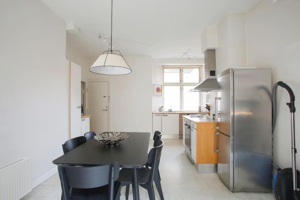 Large & Bright 3Br Apartment W Whirlpool Near Metro København Ngoại thất bức ảnh